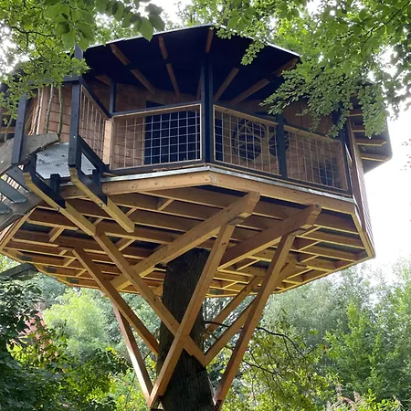 Bed & Breakfast Baumhaus Solitaer *