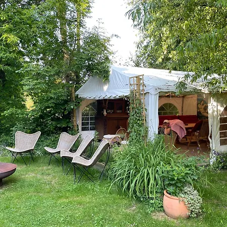 Baumhaus Solitaer * Borstel (Diepholz)